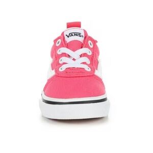 GIRLS' VANS Girl Toddler Ward slip -on sizes 8